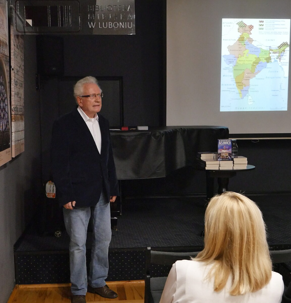 Spotkanie autorskie z Dariuszem Hieronimem Stobieckim