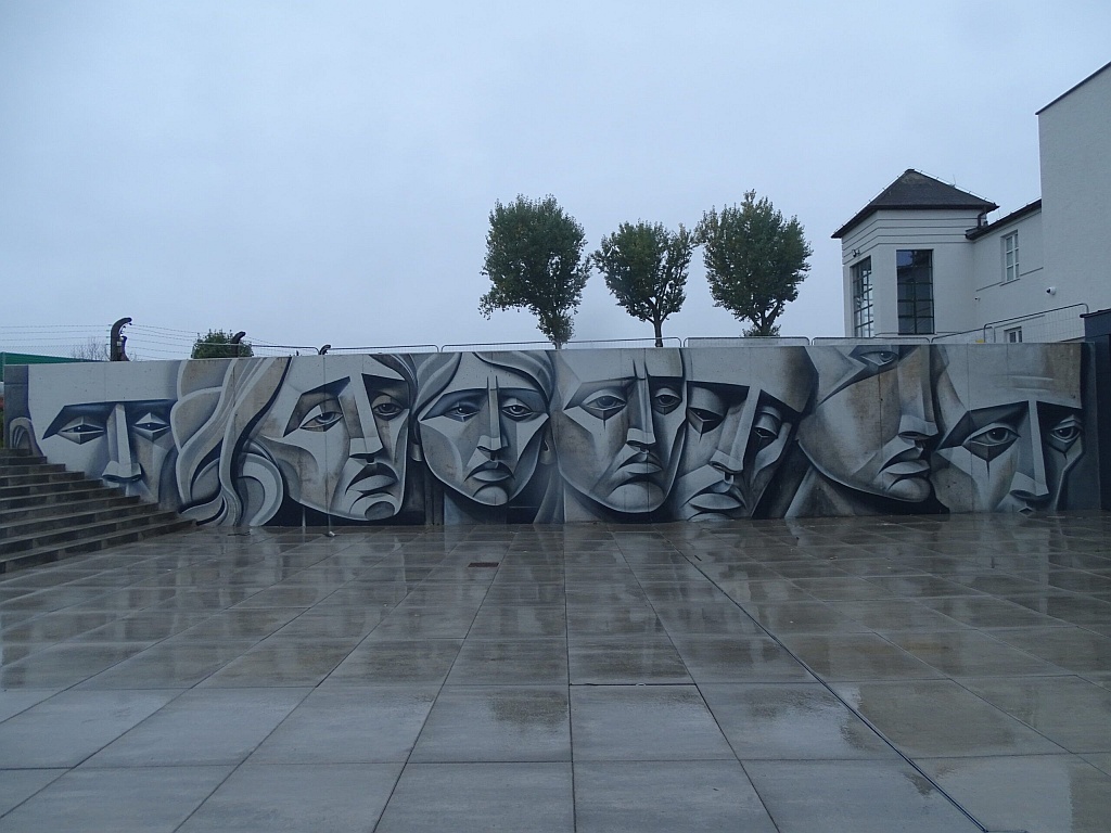 Nowy mural w Luboniu