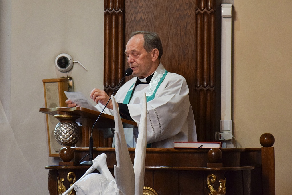 Nazywam się Cegła i podobno jest tu coś do remontu…